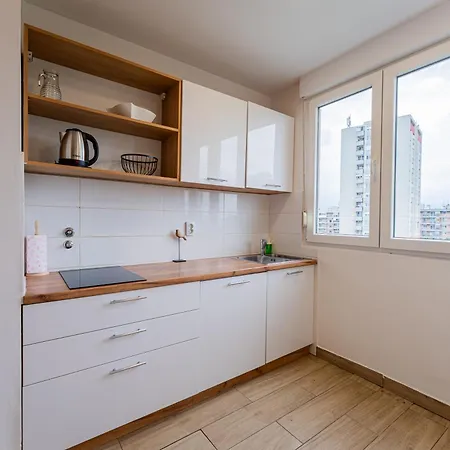 Flex Selfcheckins 156 - - Bedroom - Loggia